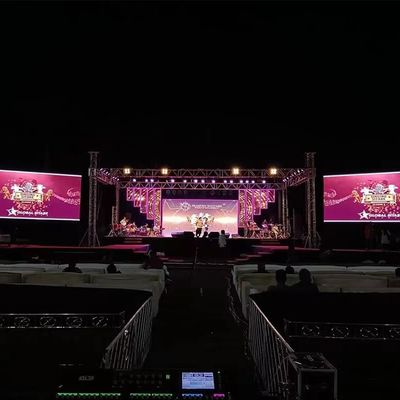 Outdoor LED Display Screen with High Brightness 4000 cd/m2 100000 Hours Life Span and 256*128/256*256 Resolution