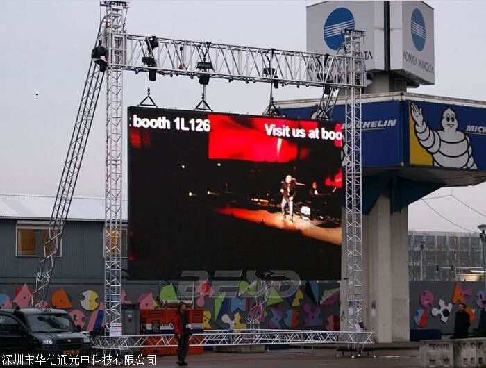 2.5-10mm Pixel Pitch Προσαρμοσμένα εξωτερικά LED τοίχοι βίντεο ανθεκτικά υψηλής απόδοσης ODM